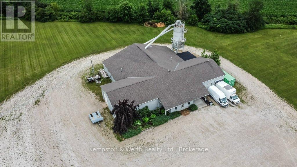 281 Main Street, North Perth, Ontario  N0G 1B0 - Photo 6 - X12179362