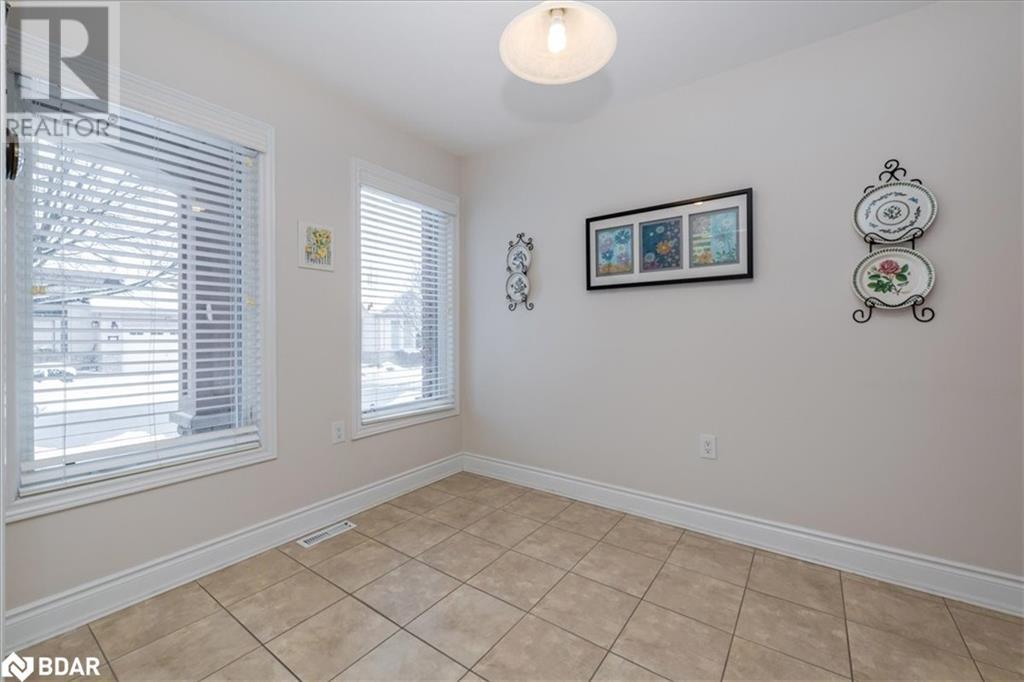 15 Via Vistana Road, Alliston, Ontario  L9R 0C5 - Photo 3 - 40691093