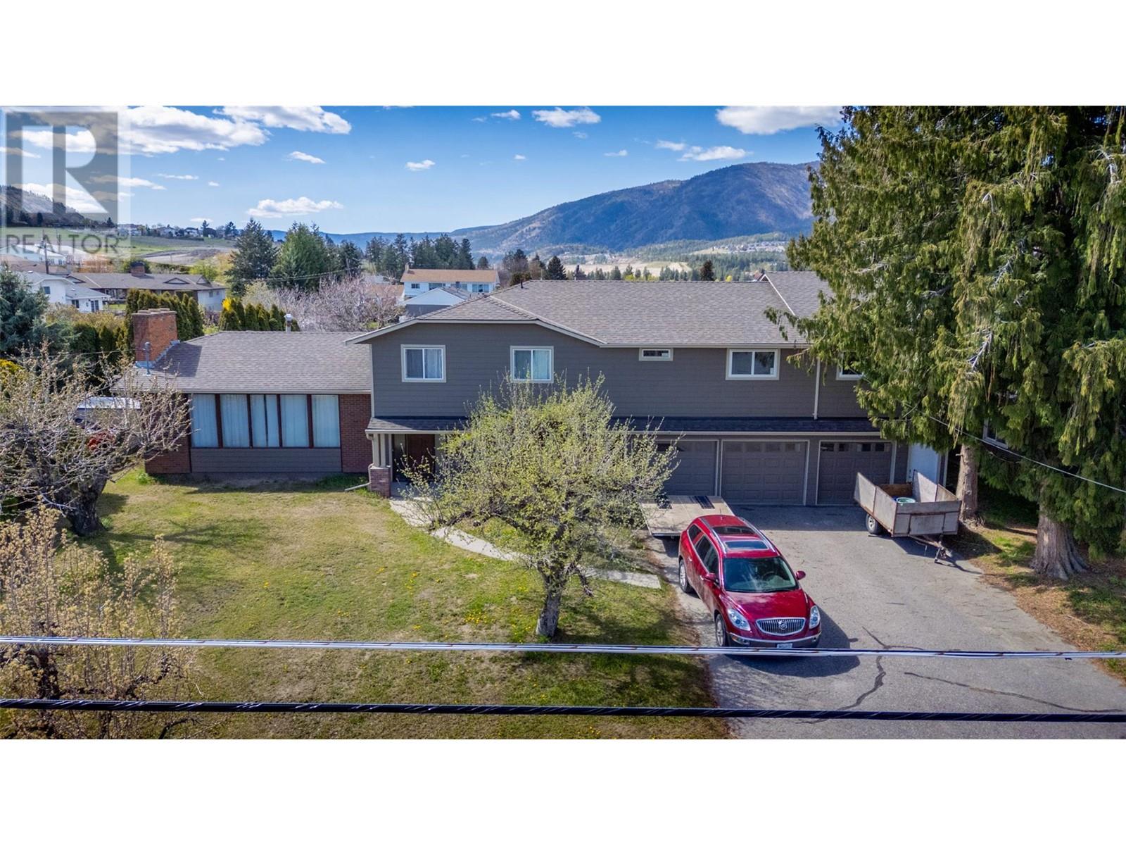 2308 Thacker Drive, West Kelowna, BC V1Z1V7
