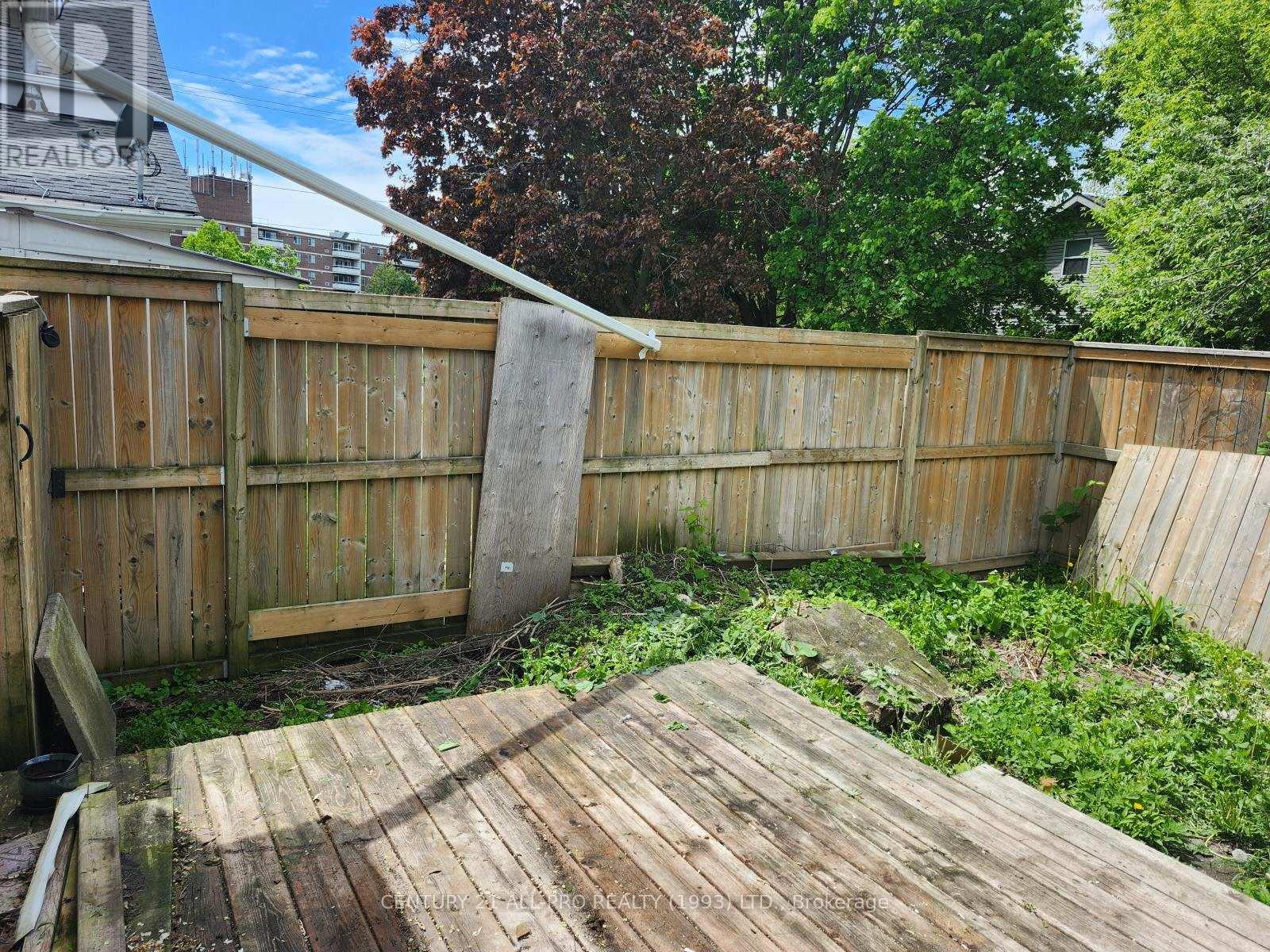 240 University Avenue W, Cobourg, Ontario K9A 2E9 - Photo 2 - X12177461