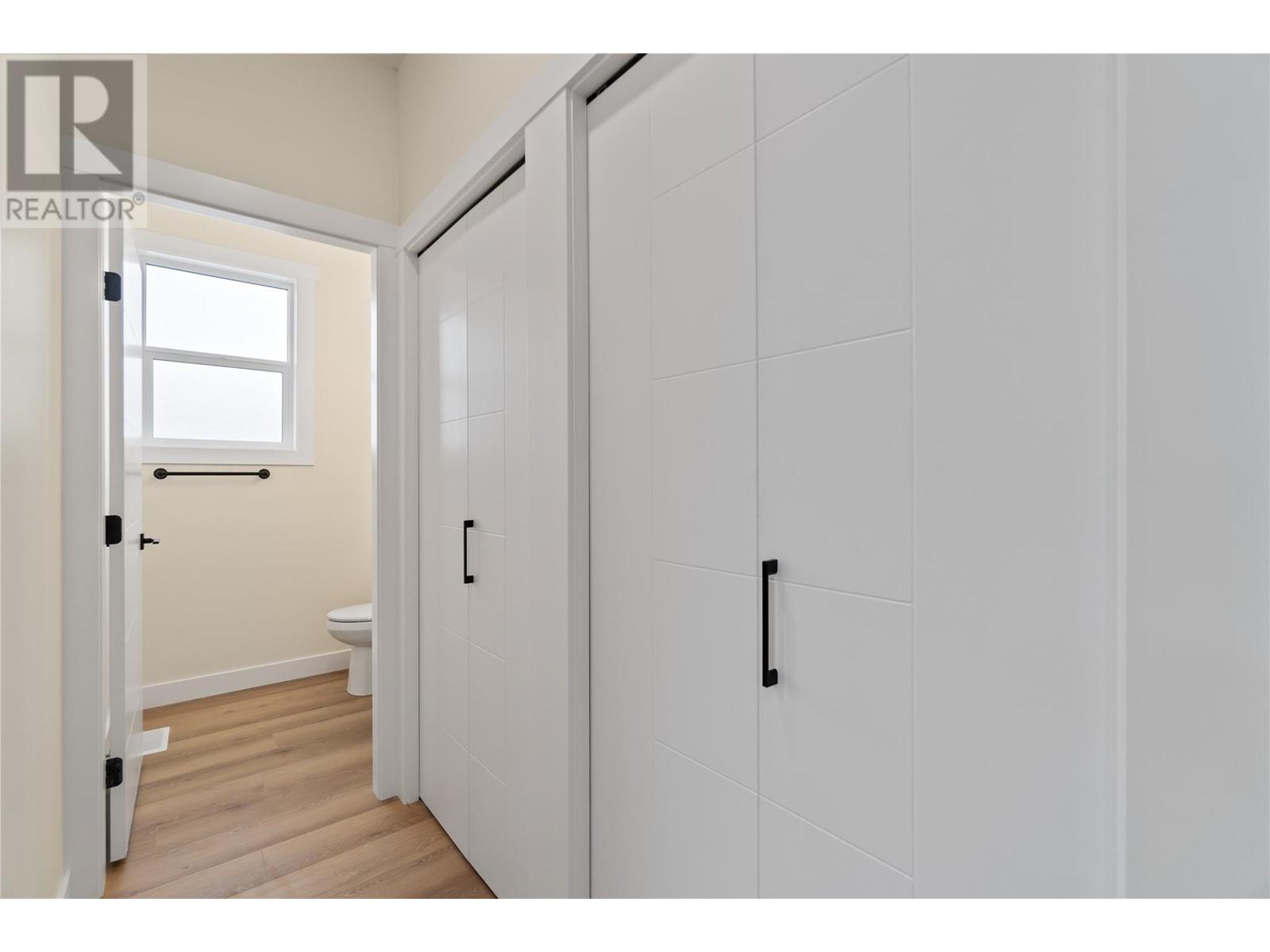 Property at 1840 10 Street SW Unit# 24 image 5