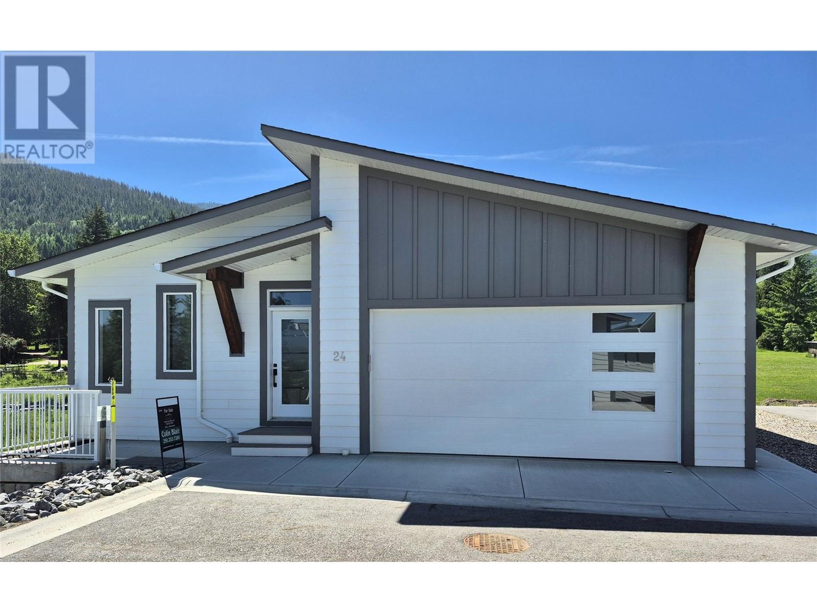 1840 10 Street SW Unit# 24, Salmon Arm, British Columbia