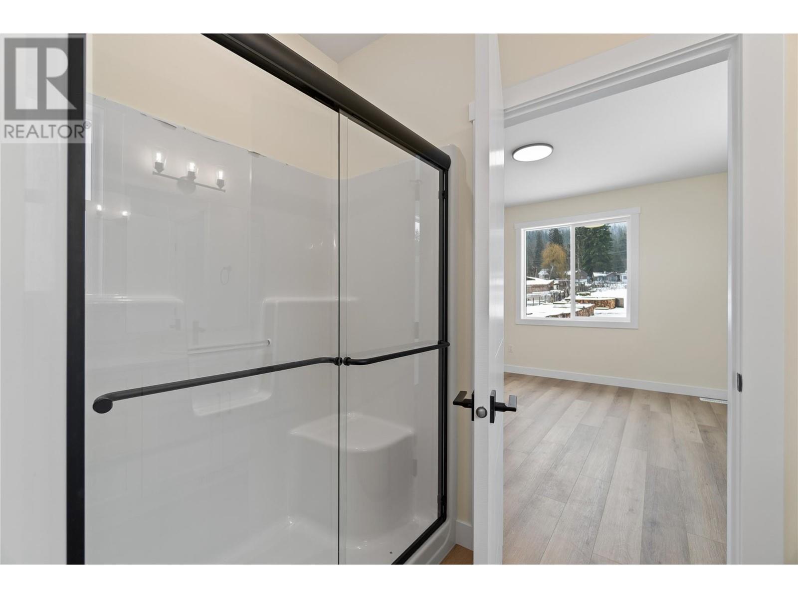1840 10 Street Sw Unit# 24, Salmon Arm, British Columbia  V1E 1Z7 - Photo 25 - 10303885