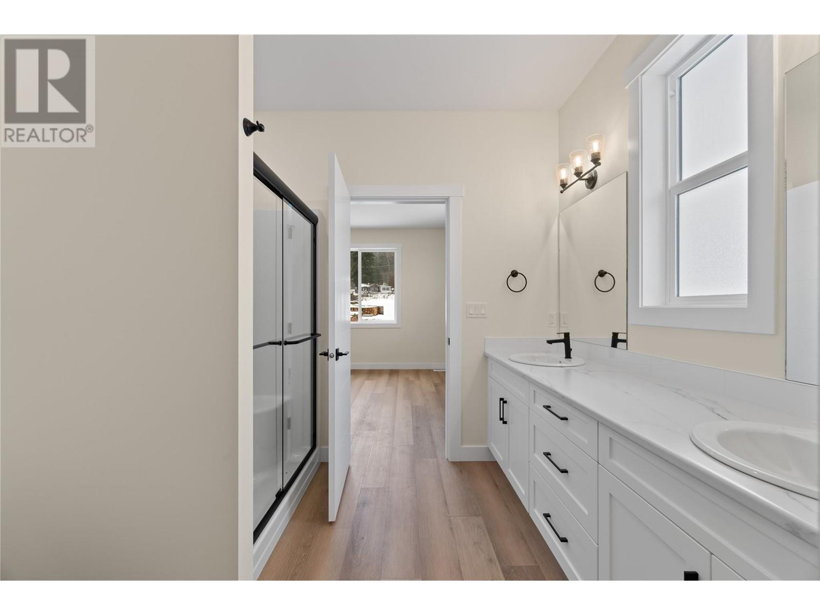 1840 10 Street Sw Unit# 24, Salmon Arm, British Columbia  V1E 1Z7 - Photo 24 - 10303885