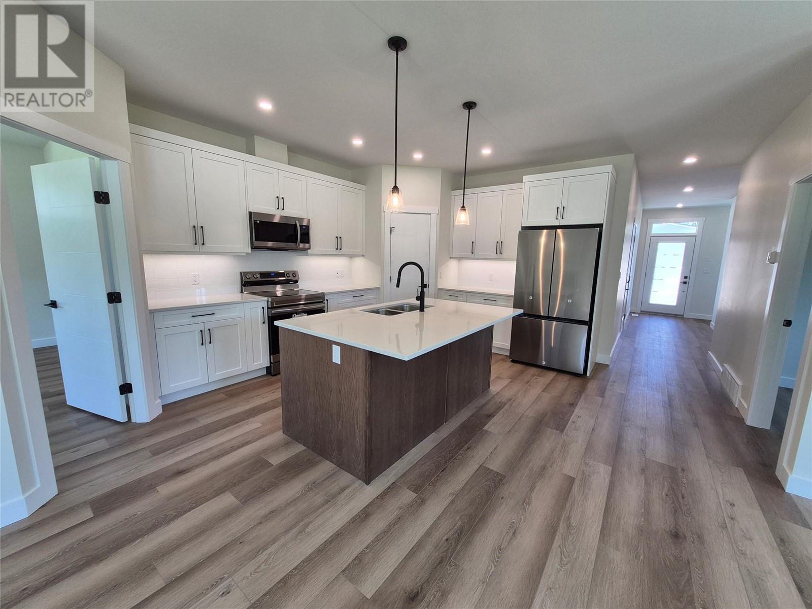 1840 10 Street Sw Unit# 24, Salmon Arm, British Columbia  V1E 1Z7 - Photo 63 - 10303885