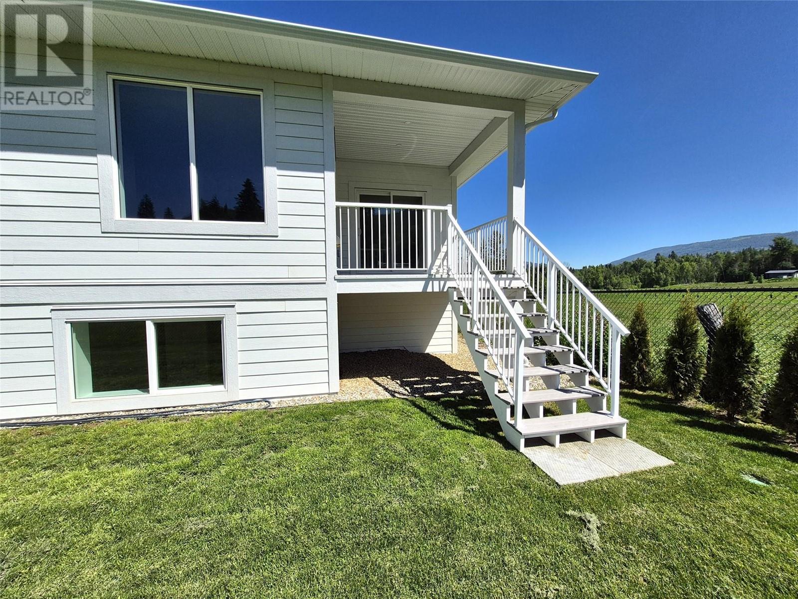 1840 10 Street Sw Unit# 24, Salmon Arm, British Columbia  V1E 1Z7 - Photo 3 - 10303885