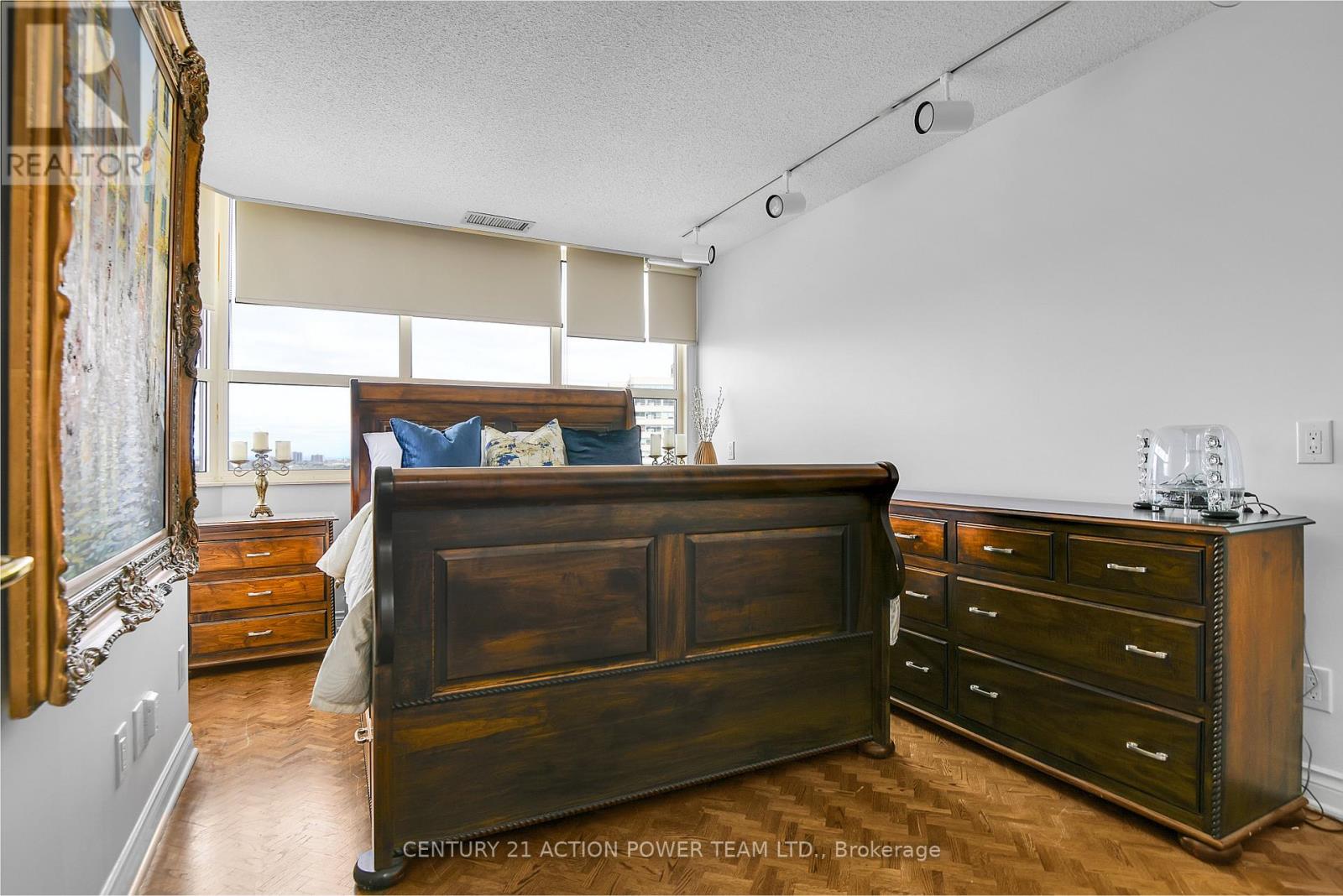 Ph2804 - 1510 Riverside Drive, Ottawa, Ontario  K1G 4X5 - Photo 28 - X12117268