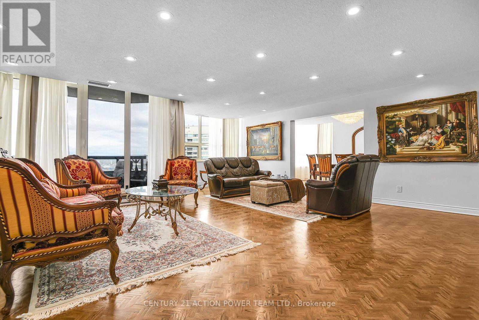 Property at PH2804 - 1510 RIVERSIDE DRIVE image 4