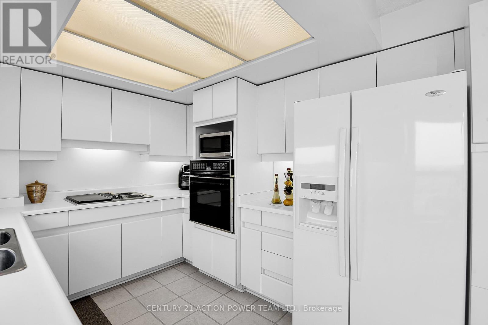 Ph2804 - 1510 Riverside Drive, Ottawa, Ontario  K1G 4X5 - Photo 13 - X12117268