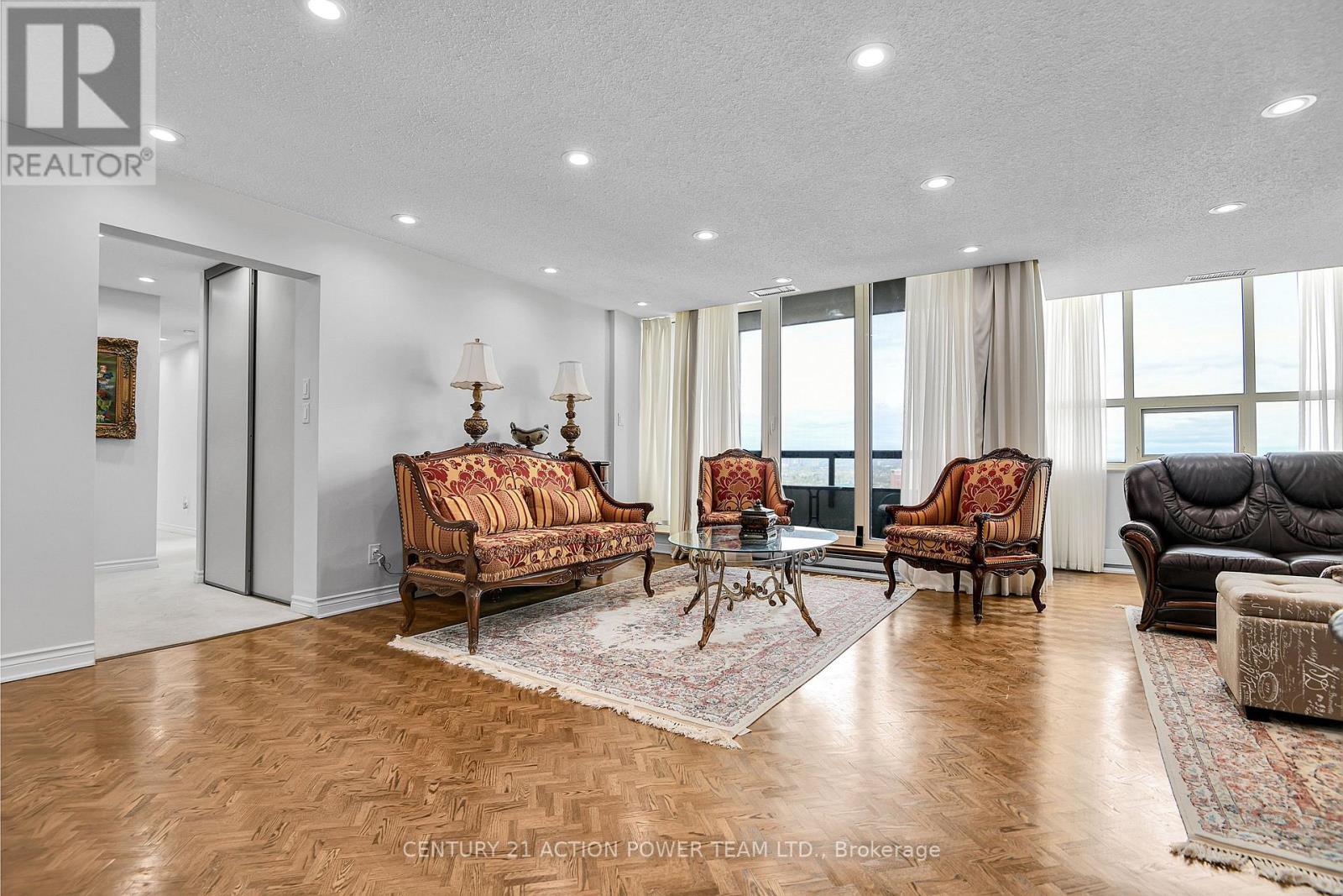 Property at PH2804 - 1510 RIVERSIDE DRIVE image 5