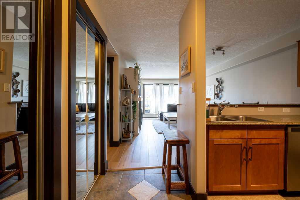Property at 210, 355 5 Avenue NE image 3