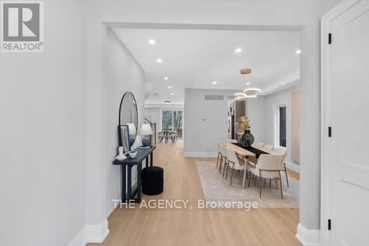 41 St Andrews Boulevard, Toronto, Ontario  M9R 1W2 - Photo 6 - W12171597