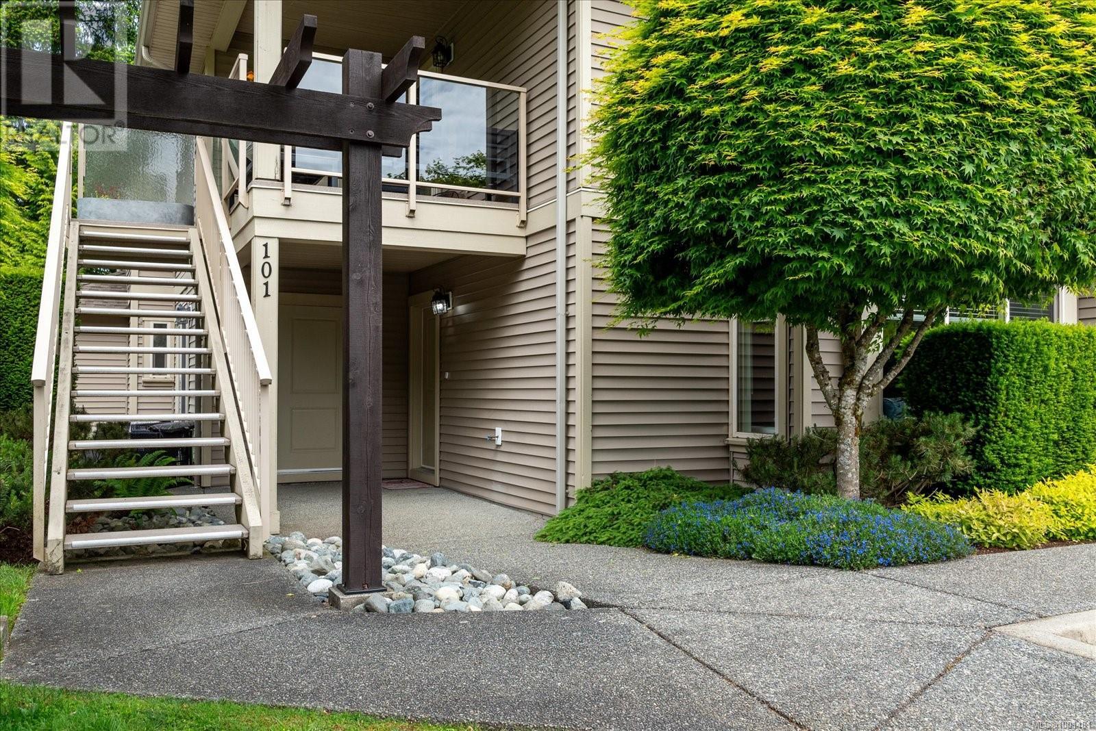Property at 101 4454 Hedgestone Pl image 3