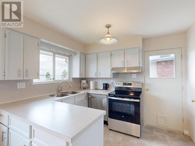 3756 Strathcona Ave, Powell River, British Columbia  V8A 4Z8 - Photo 9 - 19007