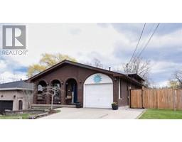 47 MOUNT ALBION Road, Hamilton, Ontario