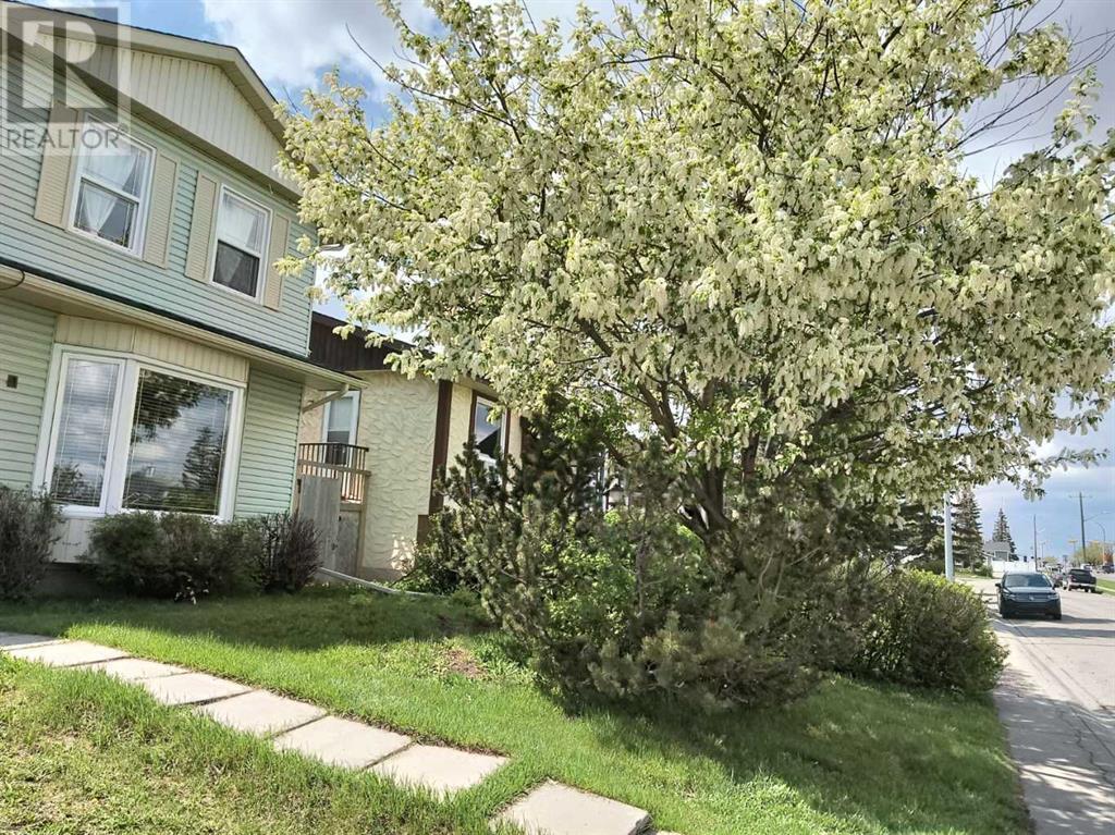 164 Falshire Way Ne, Calgary, Alberta  T3J 2B4 - Photo 4 - A2223334