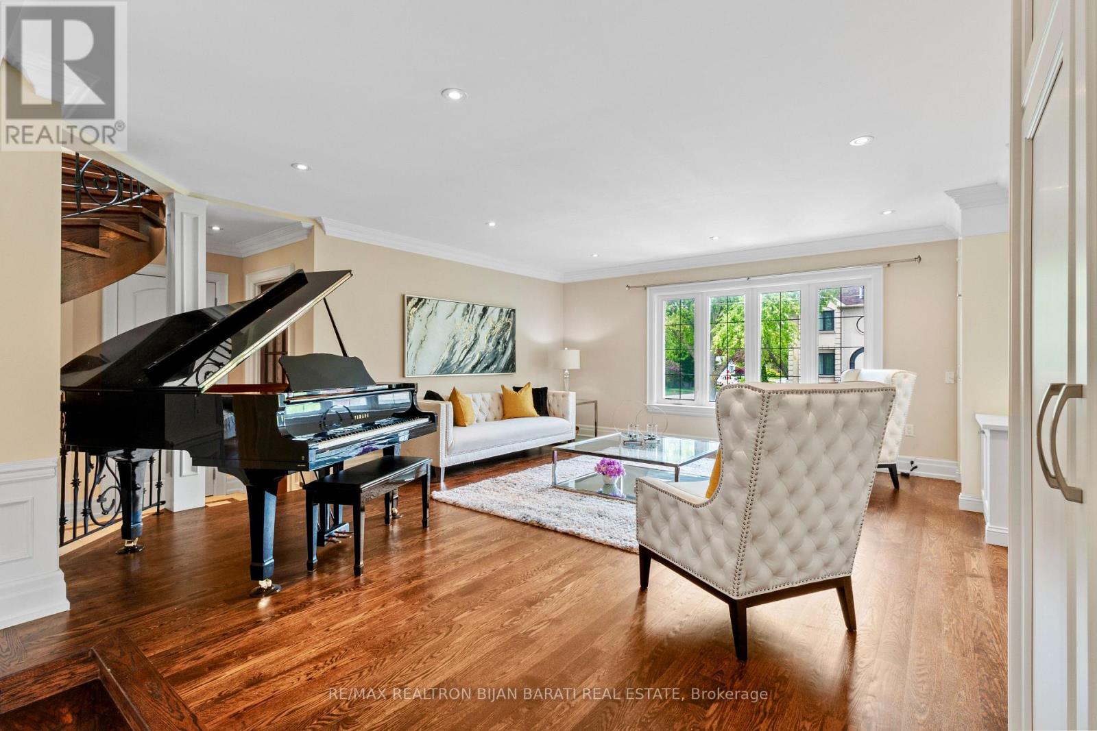 221 Elmwood Avenue, Toronto, Ontario  M2N 3M8 - Photo 11 - C12179337