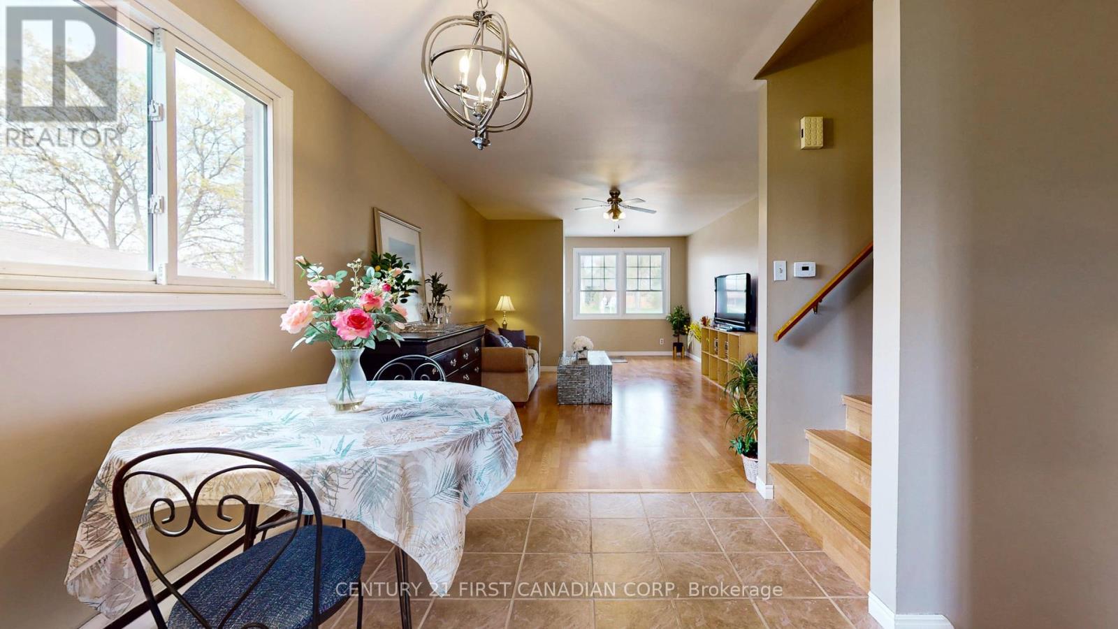 326 Burns Street, Strathroy-Caradoc, Ontario  N7G 1G4 - Photo 18 - X12110307