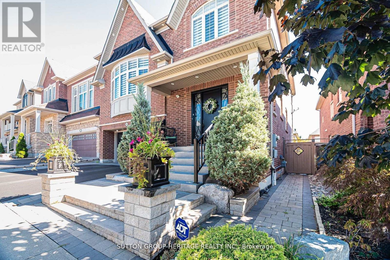 9 Halliday Street, Ajax, Ontario  L1Z 0N3 - Photo 6 - E12179315