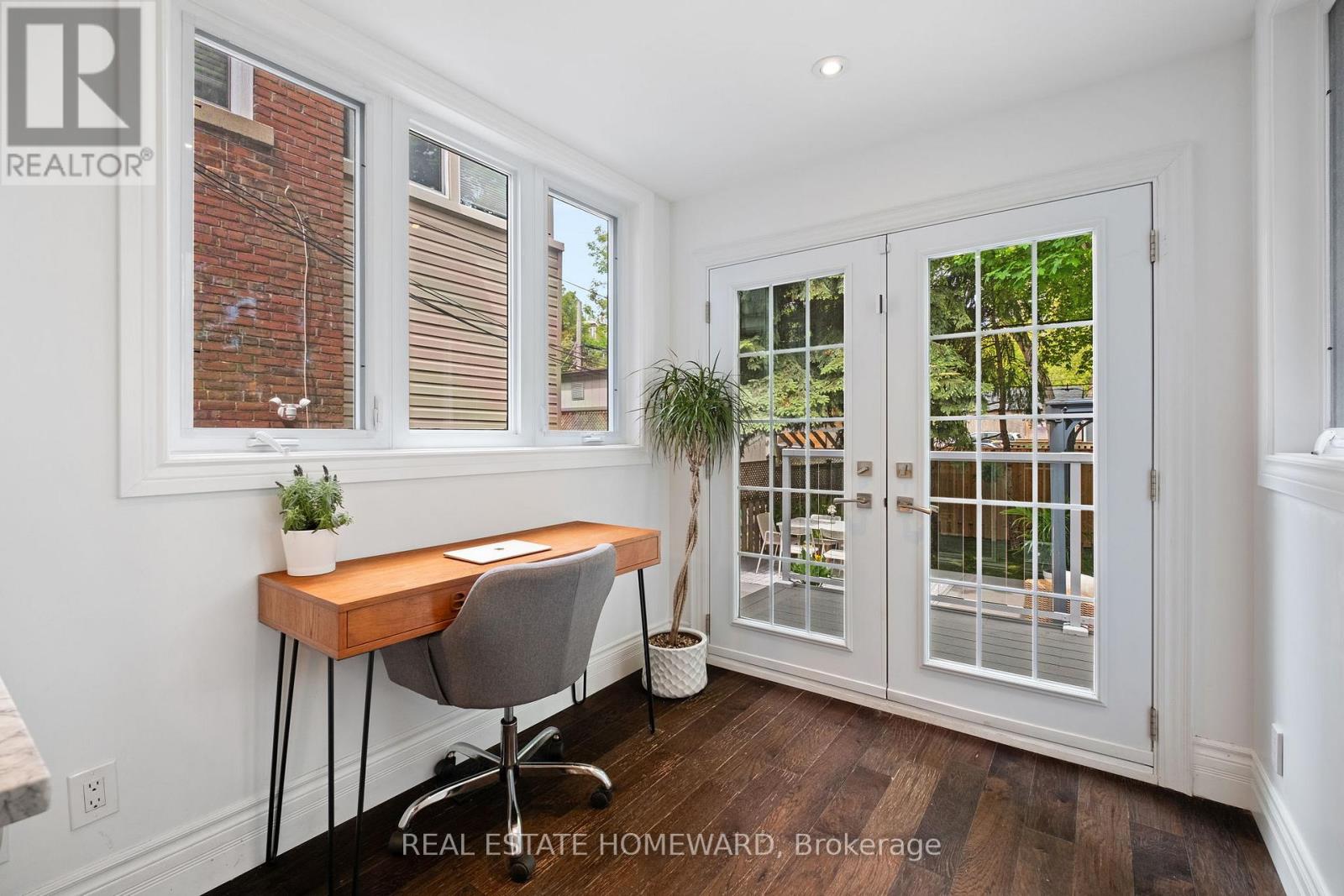 58 Columbine Avenue, Toronto (The Beaches), Ontario  M4L 1P5 - Photo 10 - E12179366