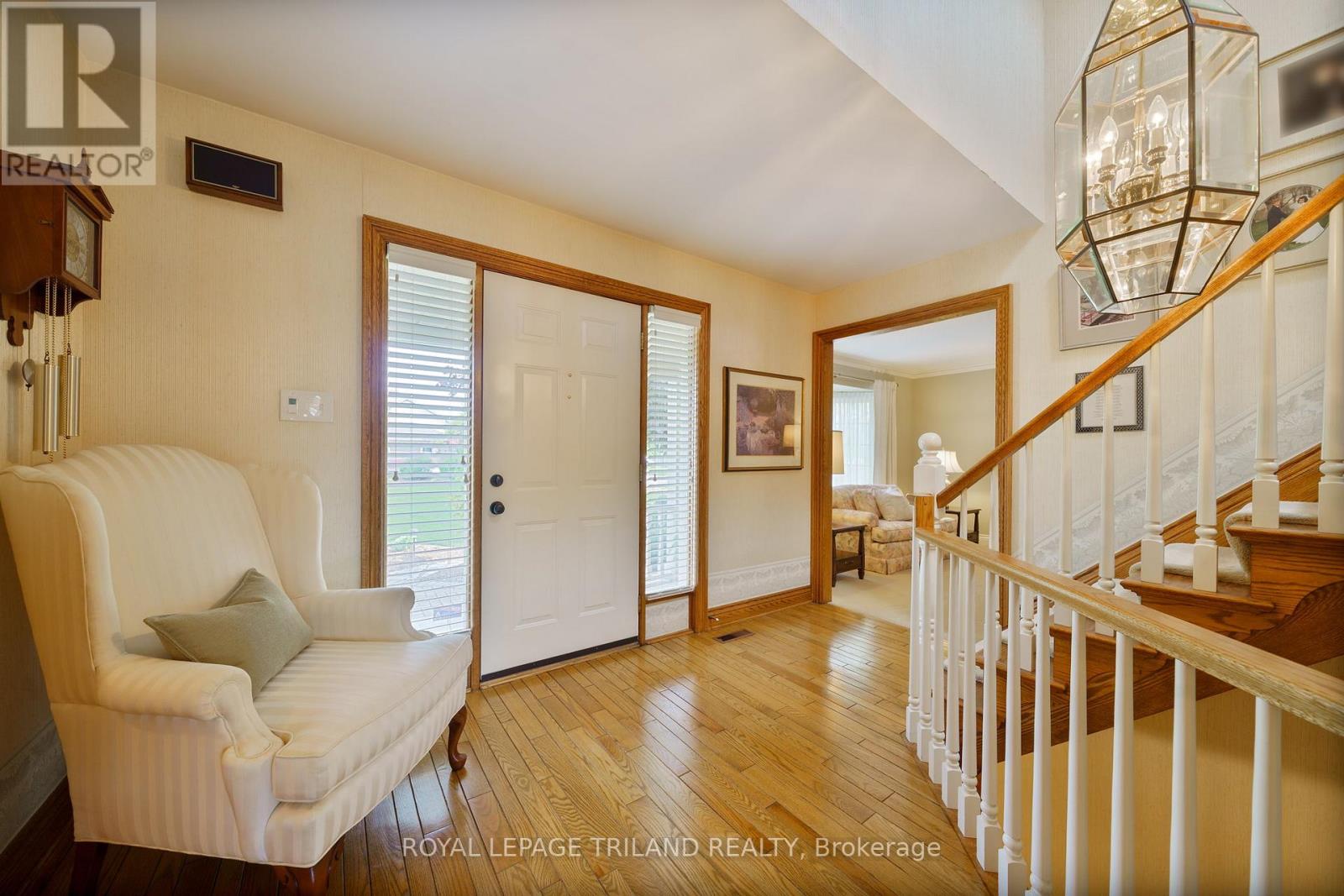 35 Kirk Drive, London South, Ontario  N6P 1E2 - Photo 9 - X12179258