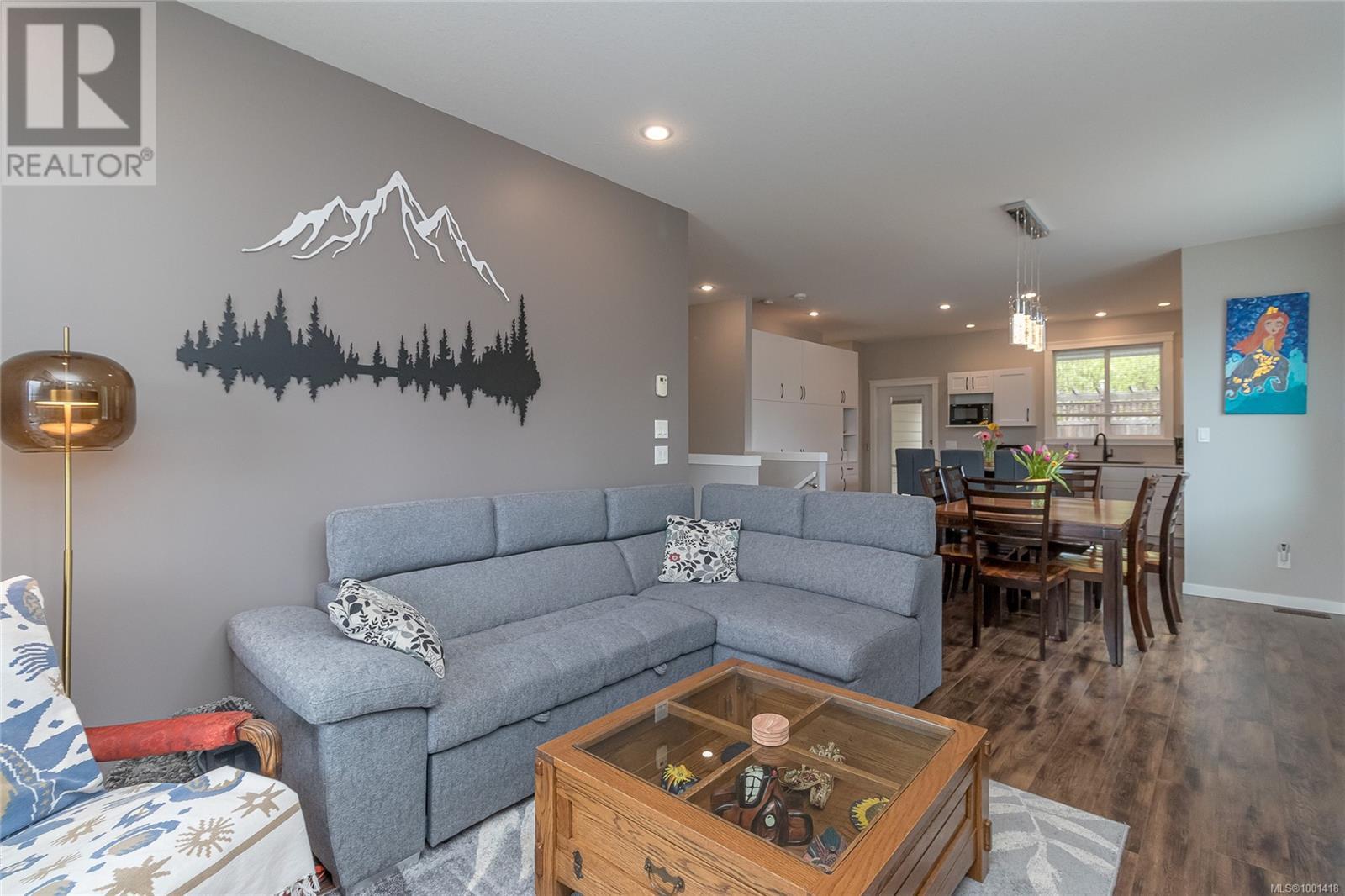 Property at 4645 Mallard Way image 4