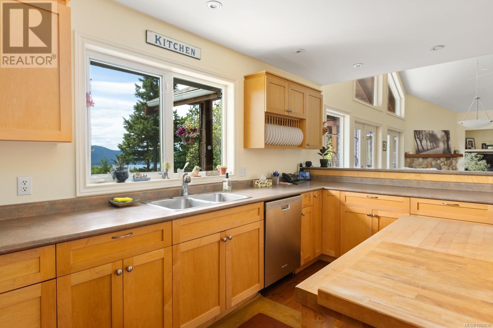 103 Murrelet Pl, Salt Spring, British Columbia  V8K 1G9 - Photo 17 - 1000830