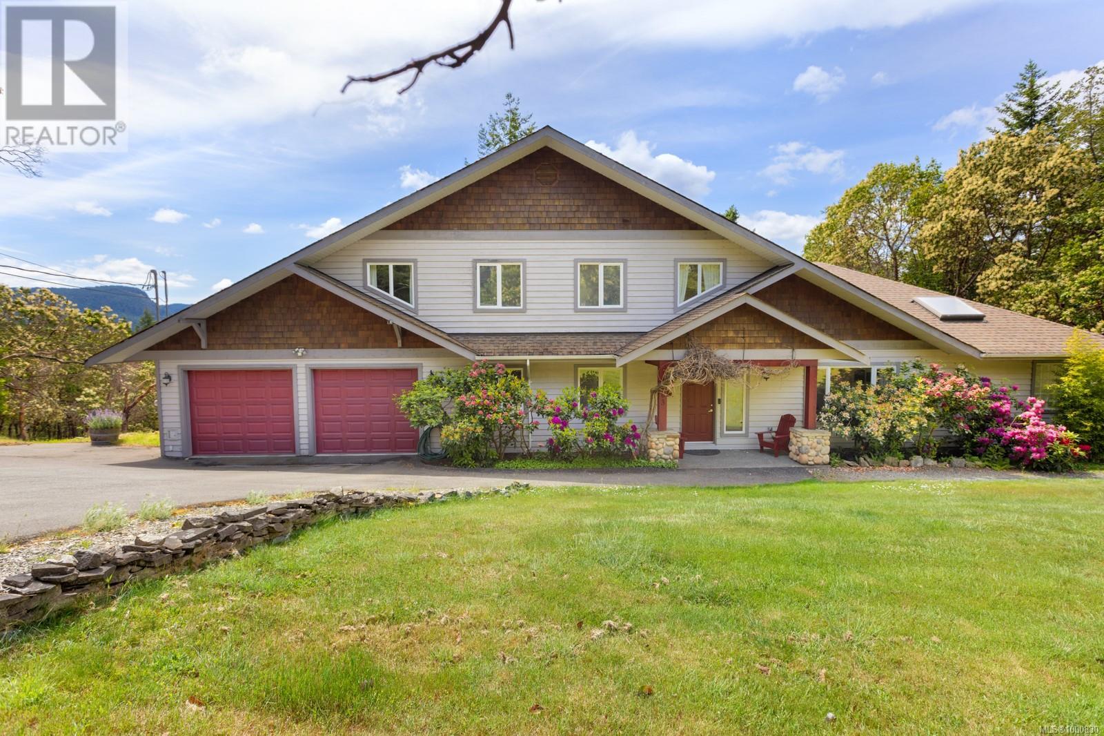 Property at 103 Murrelet Pl image 3