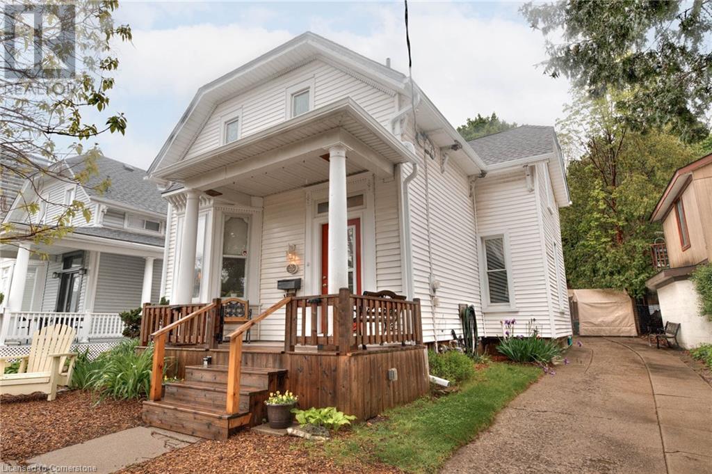 Property at 37 CAMBRIDGE Street image 4