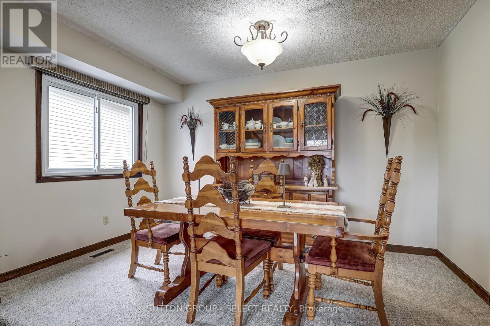 11 Tumbleweed Crescent, London South, Ontario  N6E 2N5 - Photo 12 - X12179475
