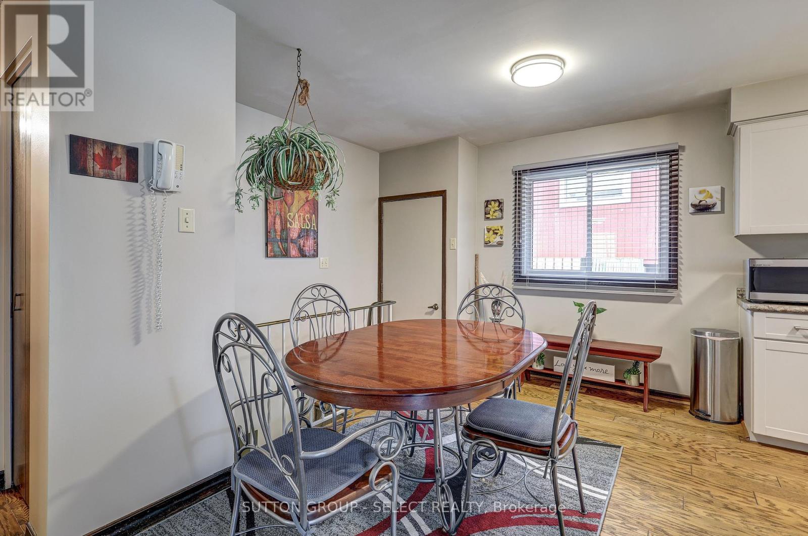 11 Tumbleweed Crescent, London South, Ontario  N6E 2N5 - Photo 13 - X12179475