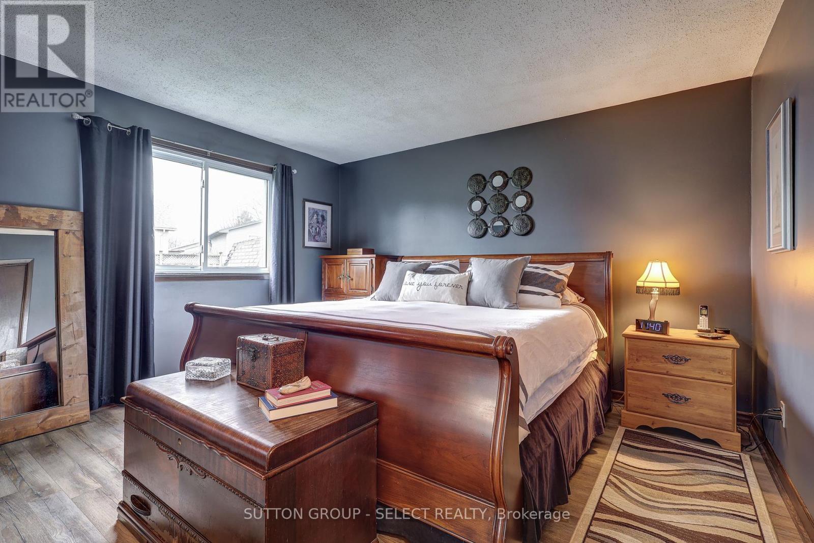 11 Tumbleweed Crescent, London South, Ontario  N6E 2N5 - Photo 19 - X12179475