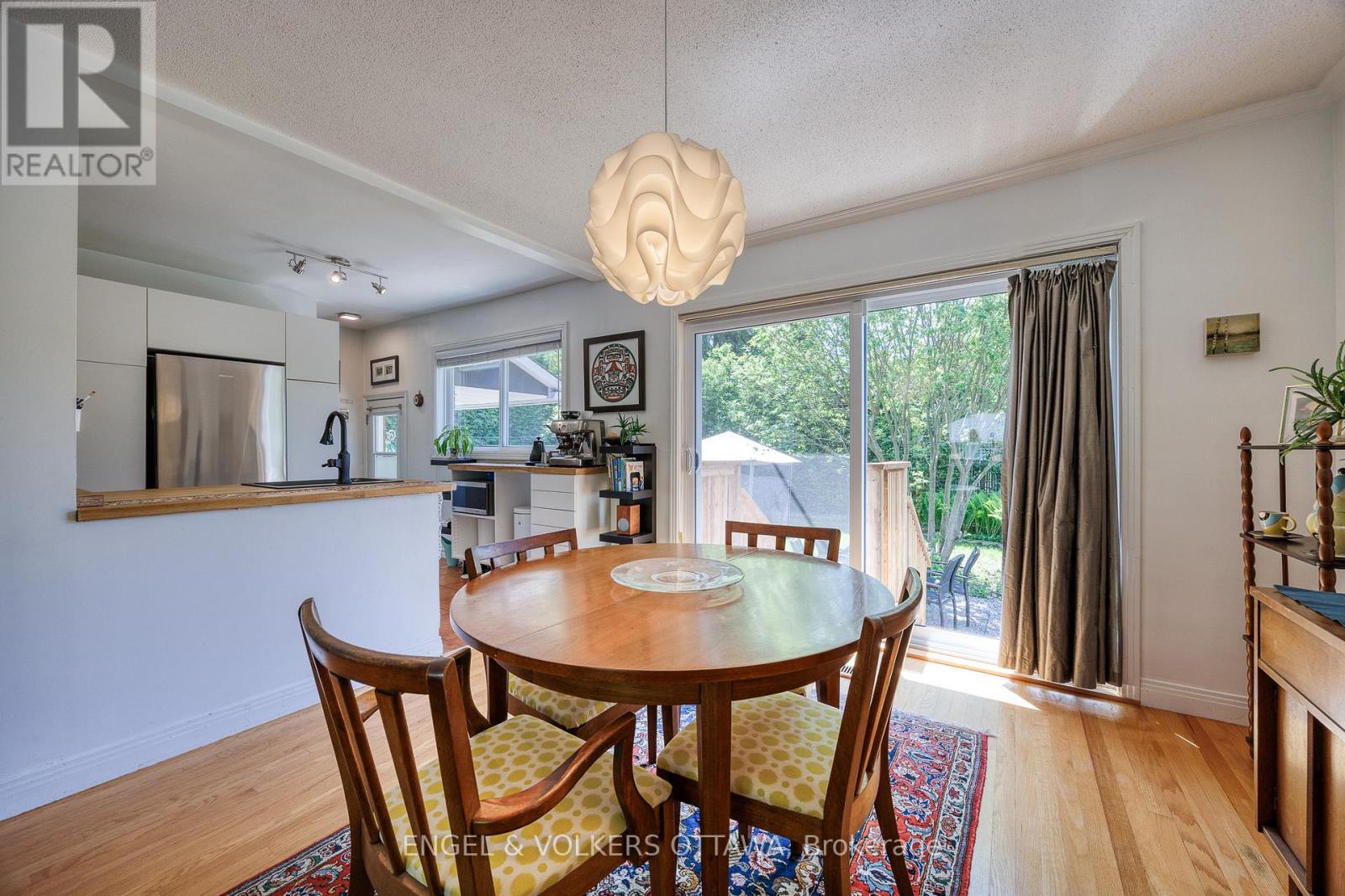 190 Crestview Road, Ottawa, Ontario  K1H 5G2 - Photo 13 - X12179506