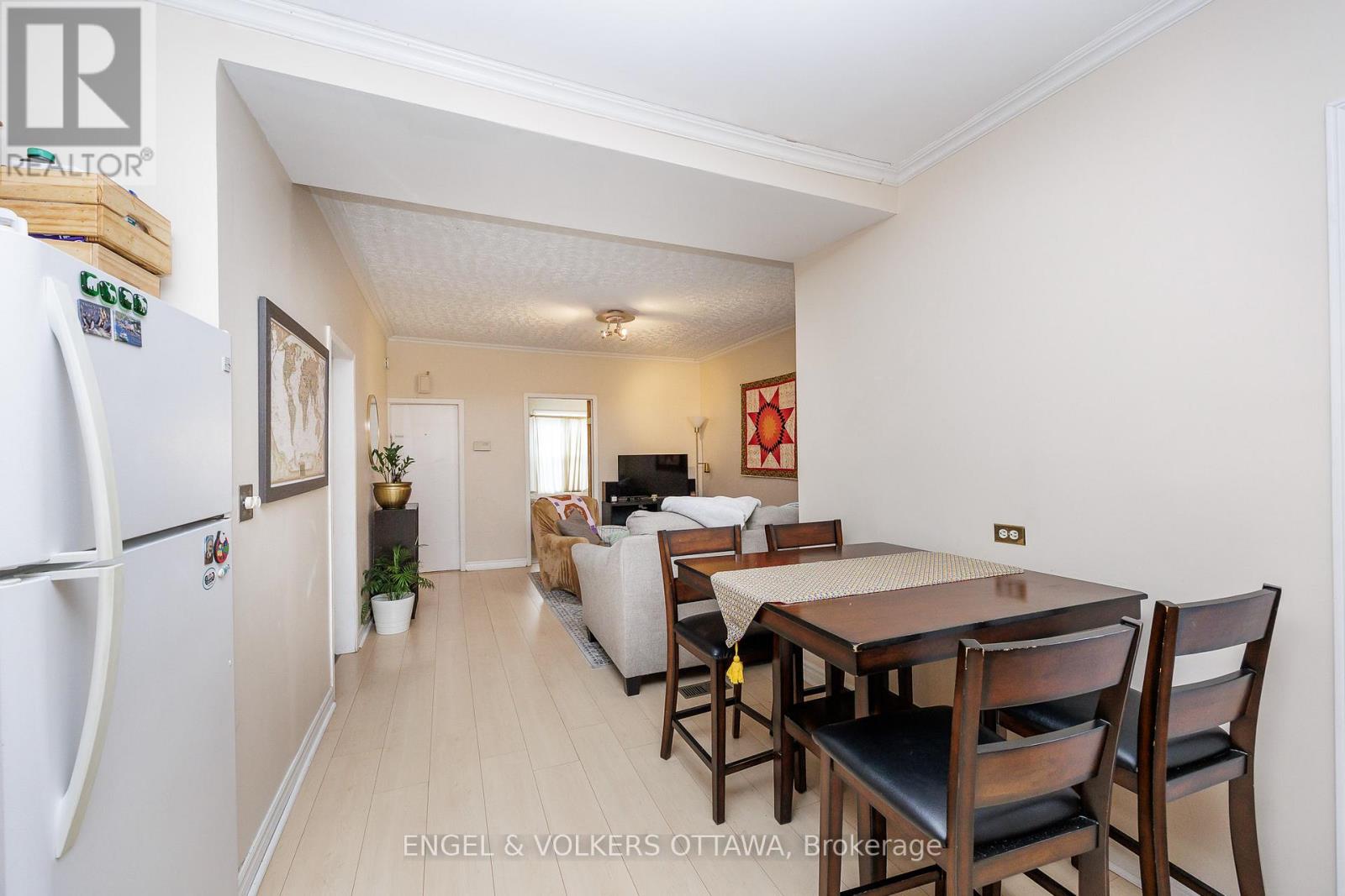 253 Arlington Avenue, Ottawa, Ontario  K1R 5T1 - Photo 11 - X12179508