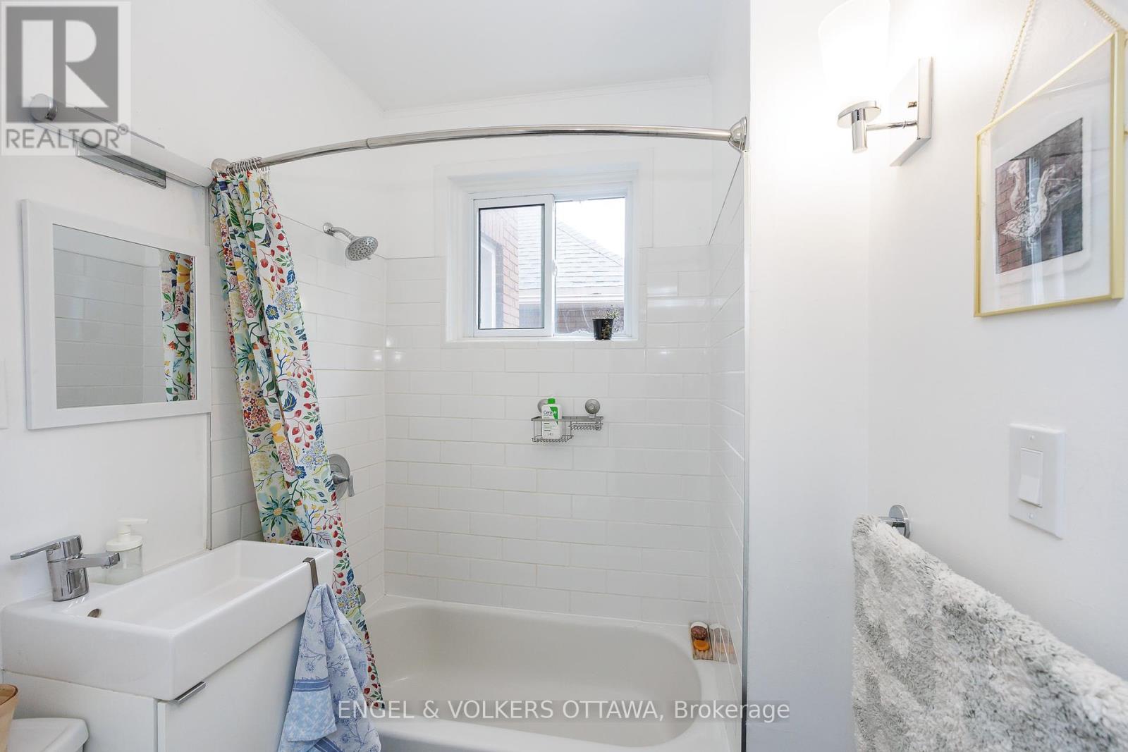 253 Arlington Avenue, Ottawa, Ontario  K1R 5T1 - Photo 35 - X12179508