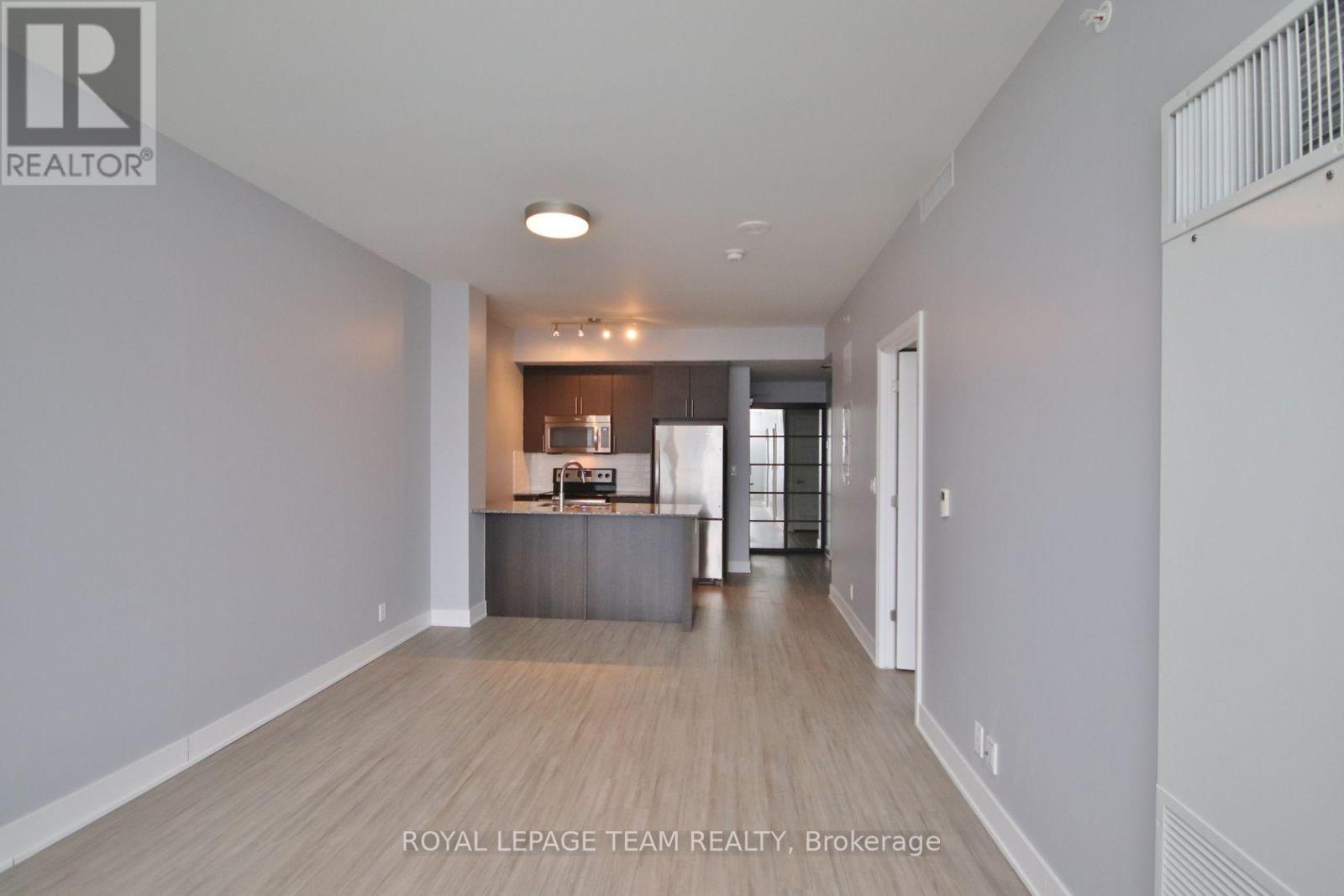 1104 - 118 Holmwood Avenue, Ottawa, Ontario  K1S 5J5 - Photo 9 - X12179514