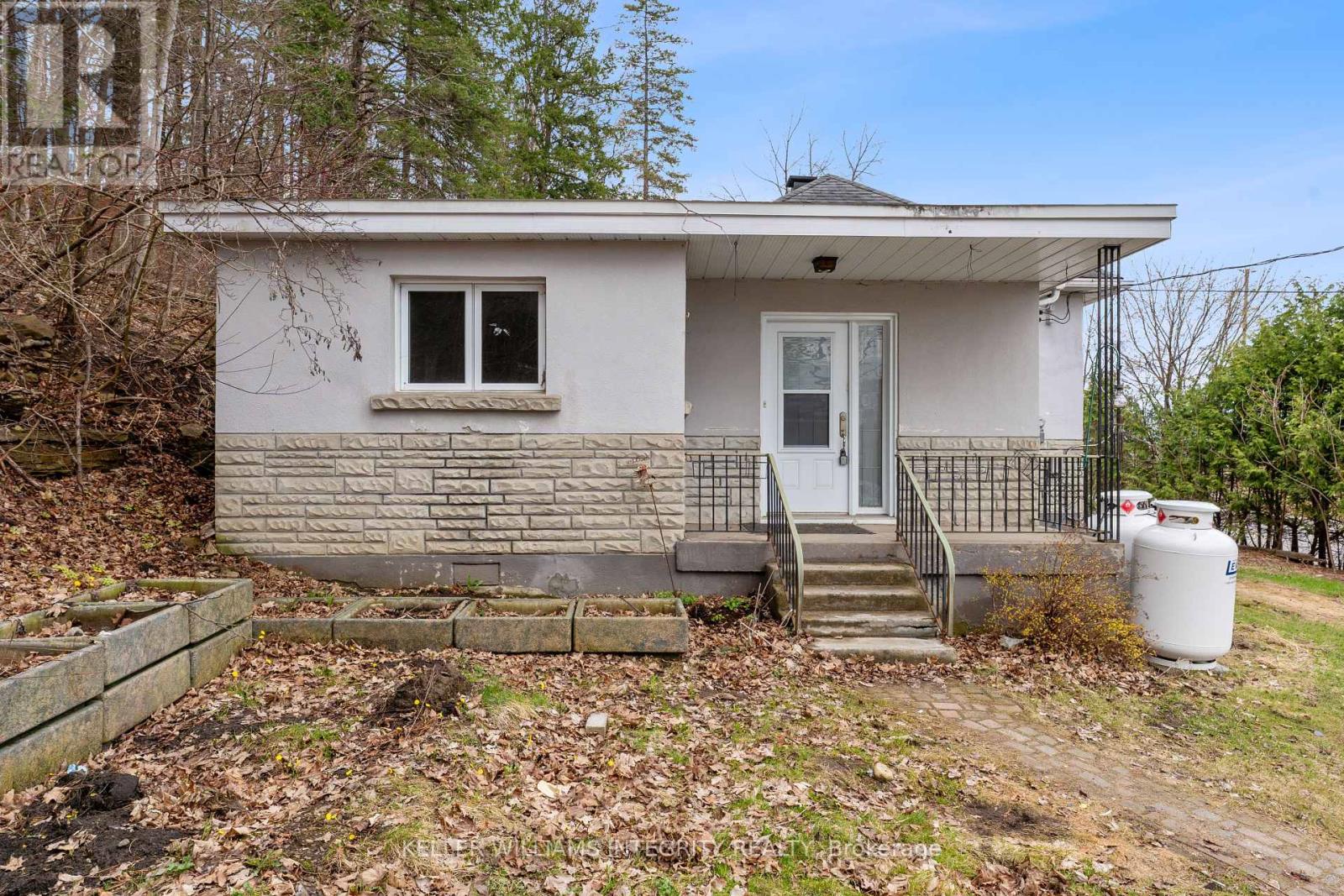 3722 St Joseph Boulevard, Ottawa, Ontario  K4A 0Z5 - Photo 27 - X12179564