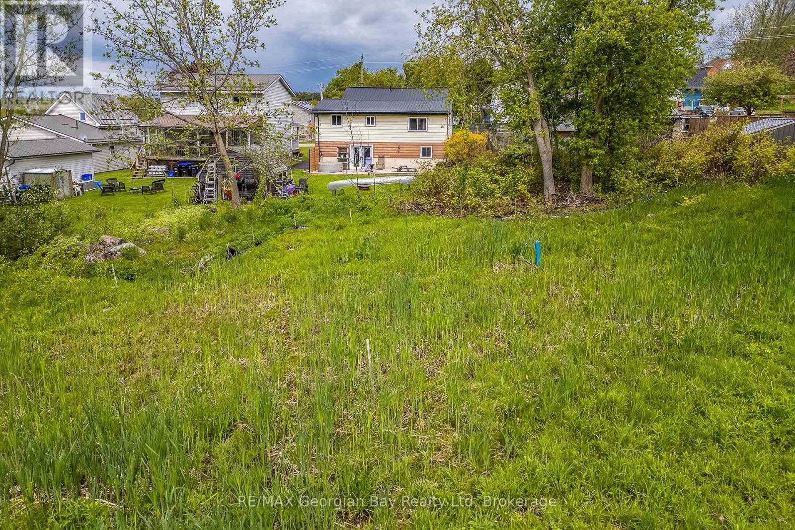 63 Nettleton Drive, Penetanguishene, Ontario  L9M 1N1 - Photo 10 - S12179426