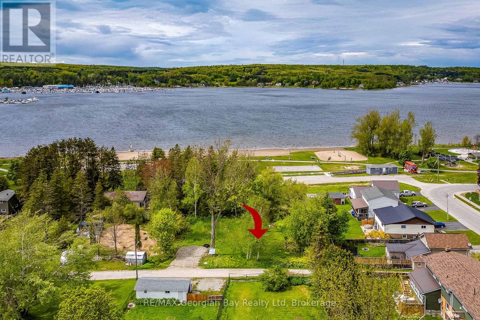 63 Nettleton Drive, Penetanguishene, Ontario  L9M 1N1 - Photo 9 - S12179426