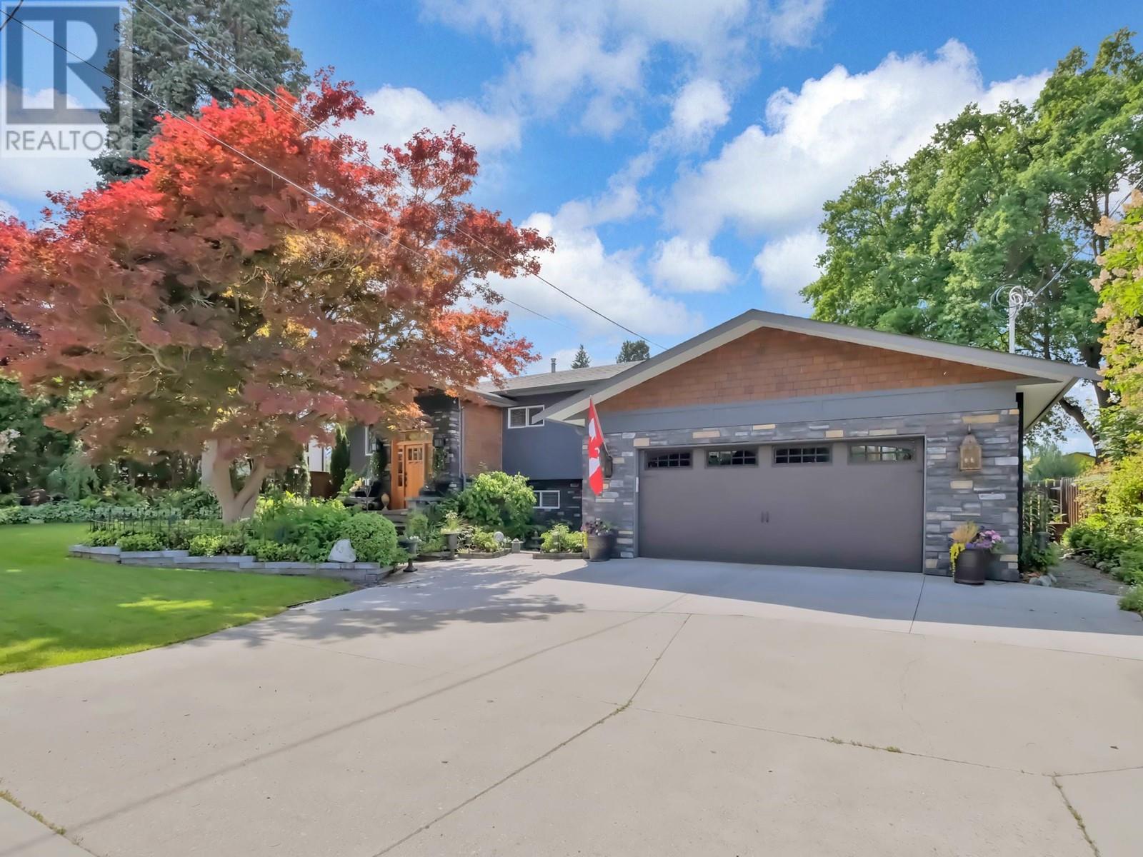 4306 Hazell Road, Kelowna, BC V1W1P8