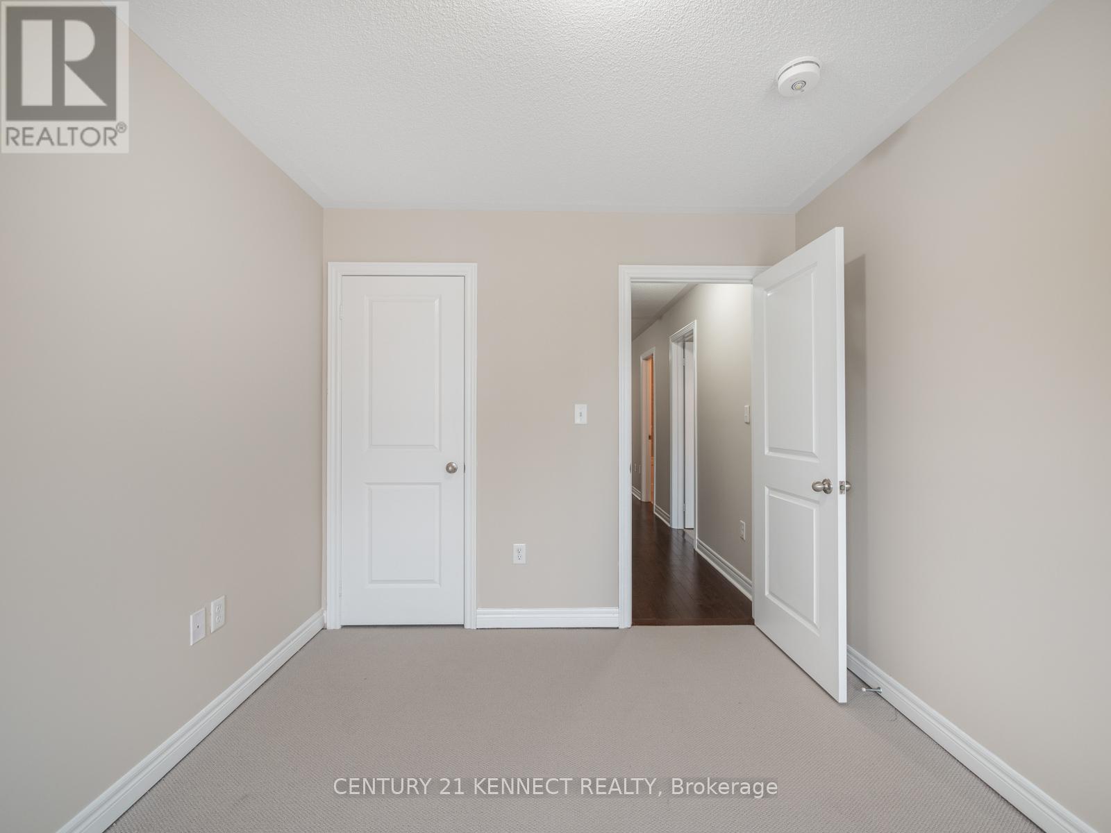 49 Finegan Circle, Brampton, Ontario  L7A 0B7 - Photo 26 - W12179383