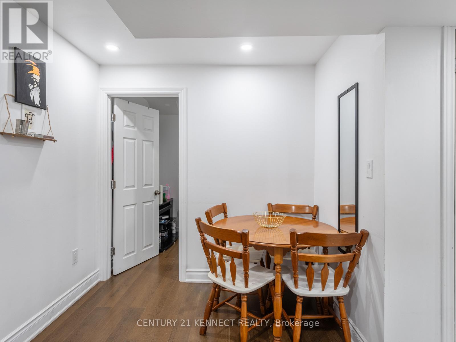 49 Finegan Circle, Brampton, Ontario  L7A 0B7 - Photo 33 - W12179383