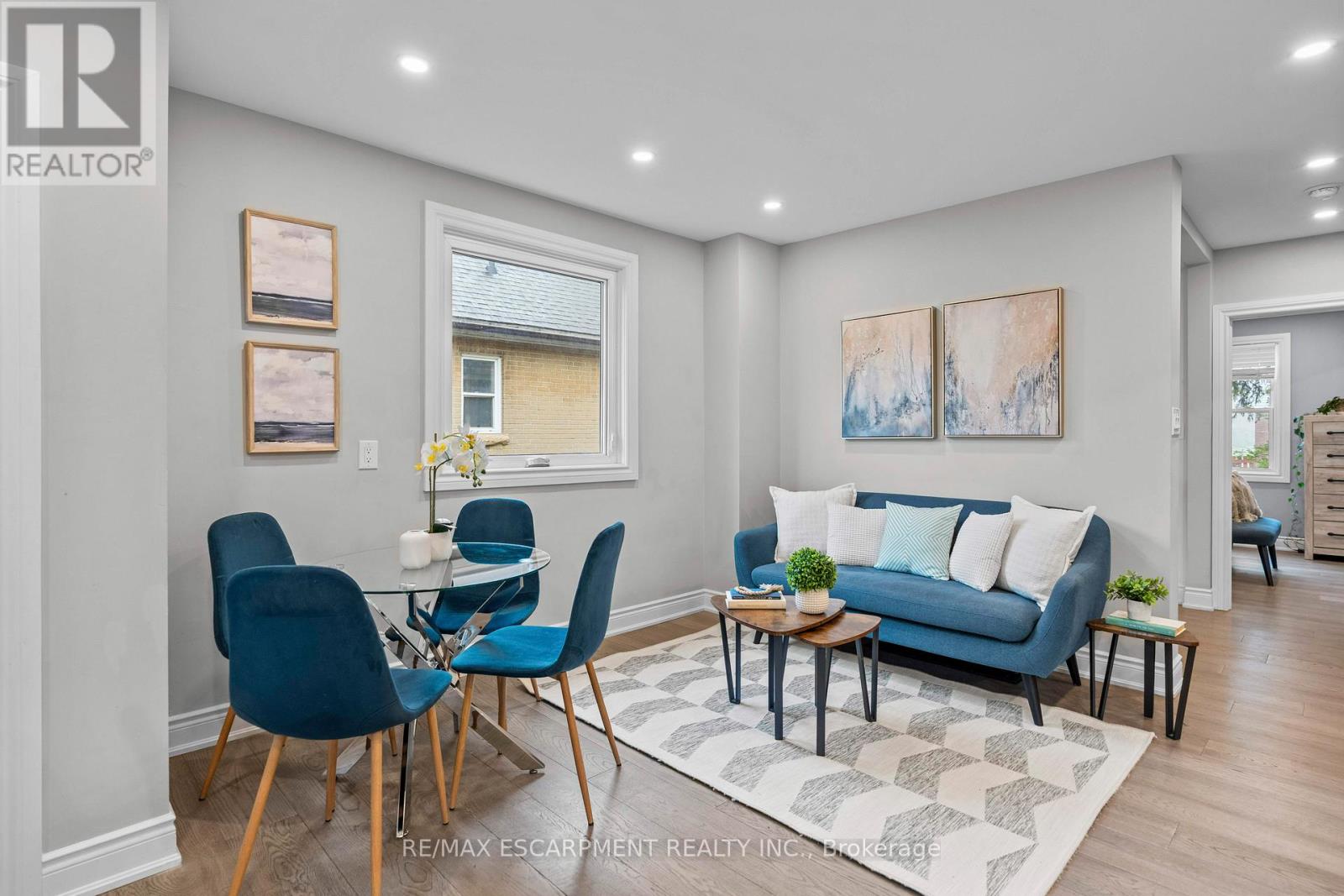 342 East 15th Street, Hamilton, Ontario  L9A 4G5 - Photo 7 - X12165532