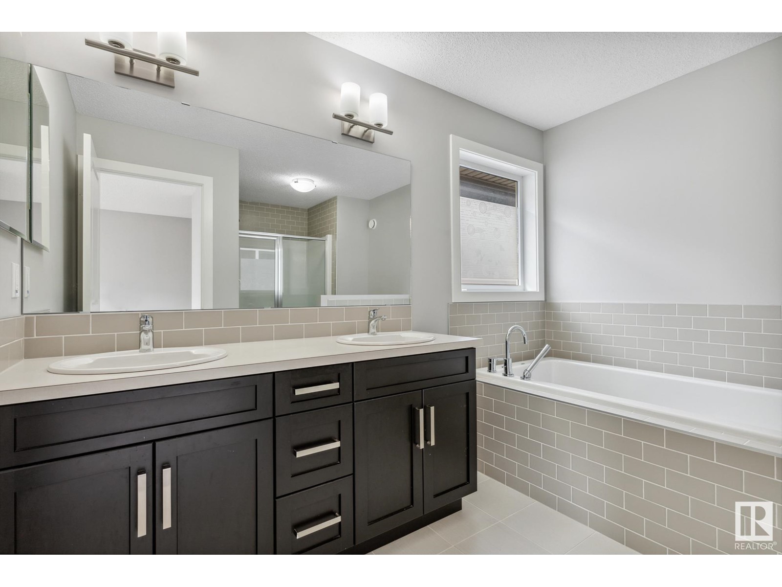 5940 174 Av Nw Nw, Edmonton, Alberta  T5Y 3V7 - Photo 22 - E4430276