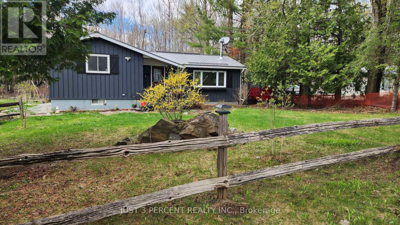 55 Northern Avenue, Trent Lakes, Ontario  K0M 1A0 - Photo 1 - X12179496