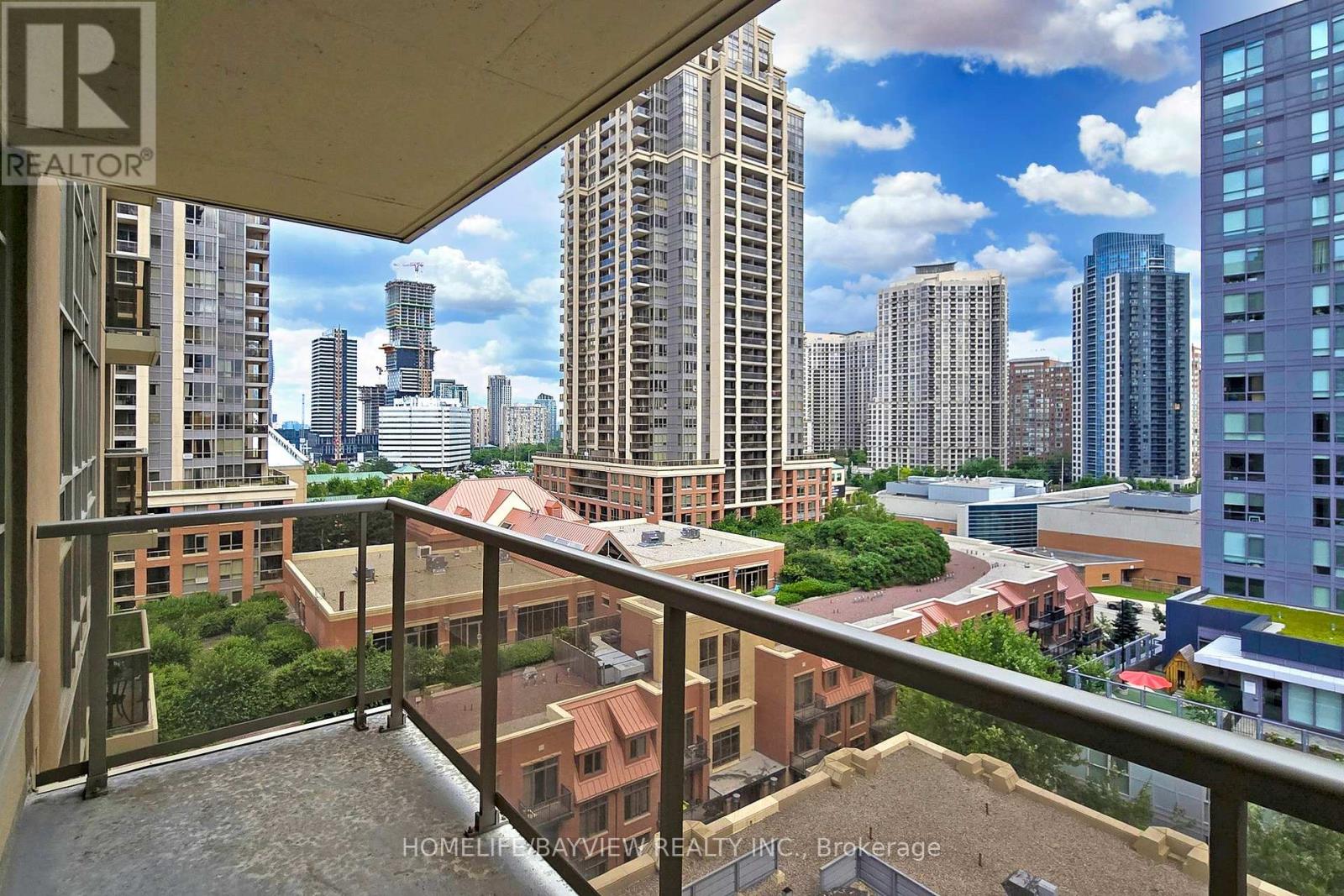 1002 - 350 Princess Royal Drive, Mississauga, Ontario  L5B 4N1 - Photo 23 - W12136780
