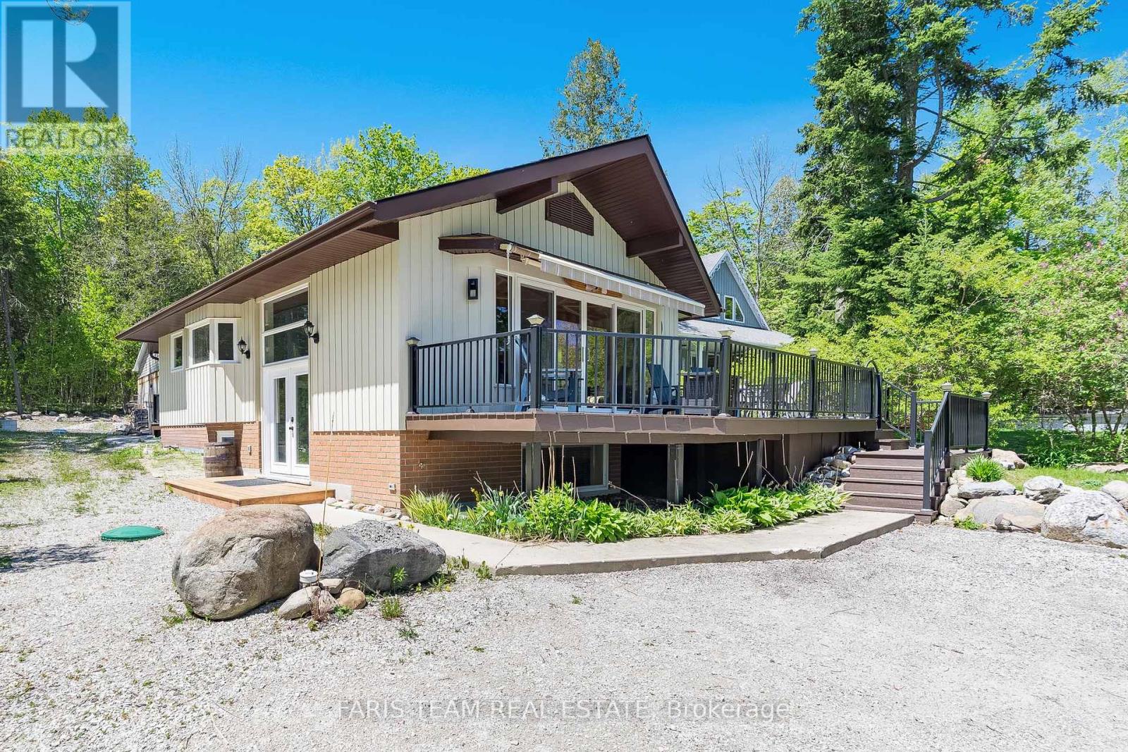 Property at 328 CEDAR AVENUE image 4