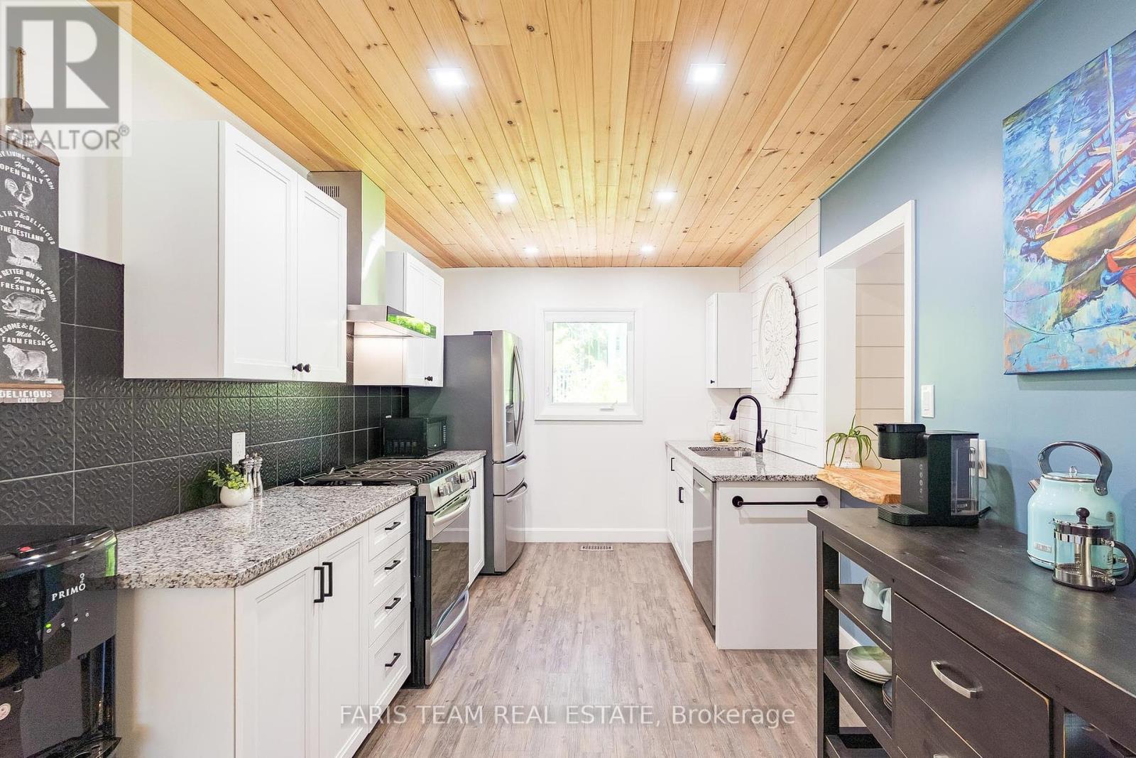 328 Cedar Avenue, Meaford, Ontario  N4L 1W5 - Photo 7 - X12179119