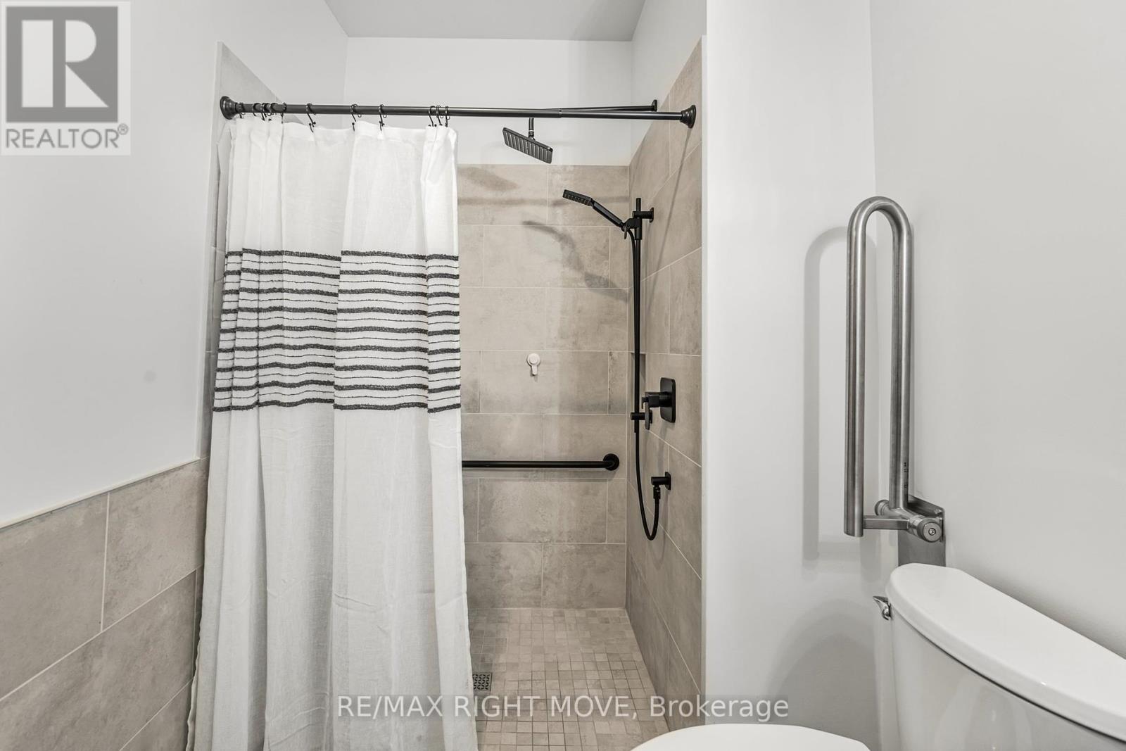 104 Lily Drive, Orillia, Ontario  L3V 0G3 - Photo 17 - S12172657