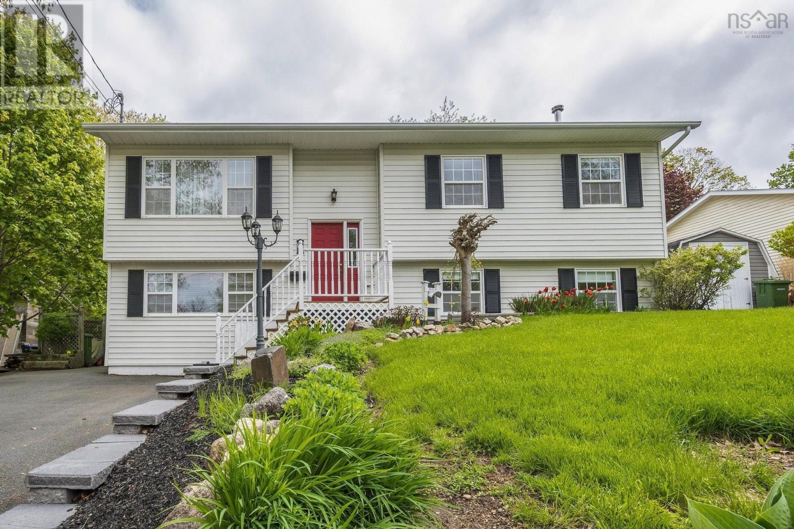 Property at 45 Churchill Avenue image 1